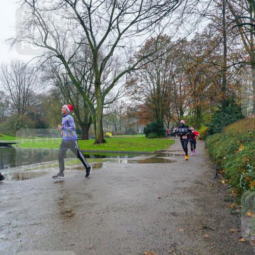 07.12.2025 - St. Pauli X-Mass-Run No. 15 Michael Burmester http://msf.ph/oto/9426171 07.12.2025 10:00:46 Laufen 1407 meine-sportfotos.de