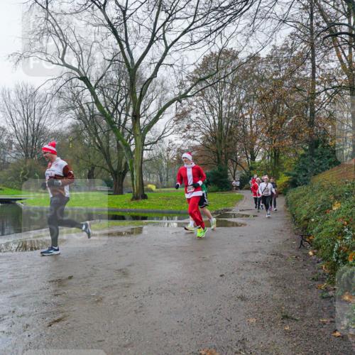 07.12.2025 - St. Pauli X-Mass-Run No. 15 Michael Burmester http://msf.ph/oto/9426177 07.12.2025 10:00:59 Laufen  meine-sportfotos.de