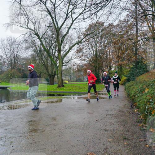07.12.2025 - St. Pauli X-Mass-Run No. 15 Michael Burmester http://msf.ph/oto/9426183 07.12.2025 10:01:06 Laufen 4523 meine-sportfotos.de
