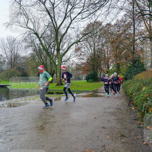07.12.2025 - St. Pauli X-Mass-Run No. 15 Michael Burmester http://msf.ph/oto/9426200 07.12.2025 10:01:34 Laufen  meine-sportfotos.de