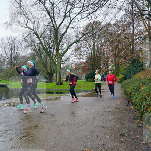07.12.2025 - St. Pauli X-Mass-Run No. 15 Michael Burmester http://msf.ph/oto/9426202 07.12.2025 10:01:36 Laufen 53, 461 meine-sportfotos.de