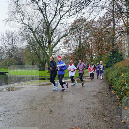 07.12.2025 - St. Pauli X-Mass-Run No. 15 Michael Burmester http://msf.ph/oto/9426223 07.12.2025 10:02:30 Laufen 01, 072, 4373 meine-sportfotos.de