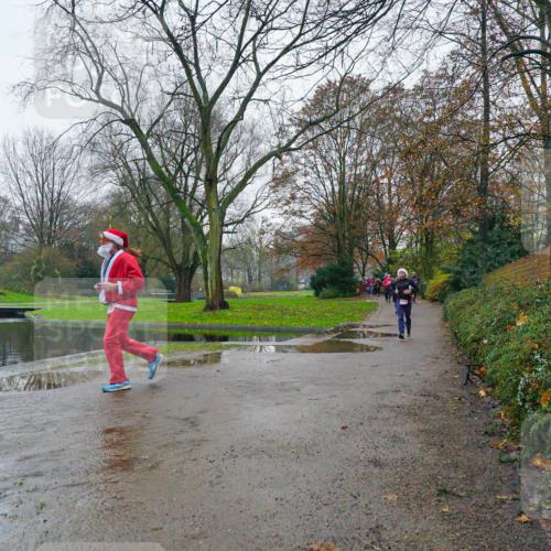 07.12.2025 - St. Pauli X-Mass-Run No. 15 Michael Burmester http://msf.ph/oto/9426232 07.12.2025 10:02:44 Laufen  meine-sportfotos.de