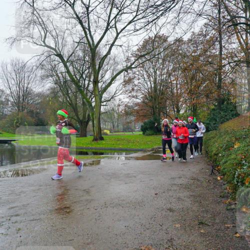 07.12.2025 - St. Pauli X-Mass-Run No. 15 Michael Burmester http://msf.ph/oto/9426240 07.12.2025 10:03:01 Laufen  meine-sportfotos.de
