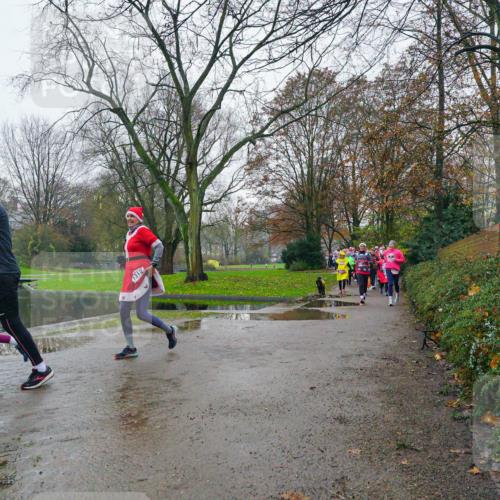 07.12.2025 - St. Pauli X-Mass-Run No. 15 Michael Burmester http://msf.ph/oto/9426247 07.12.2025 10:03:07 Laufen 1312 meine-sportfotos.de