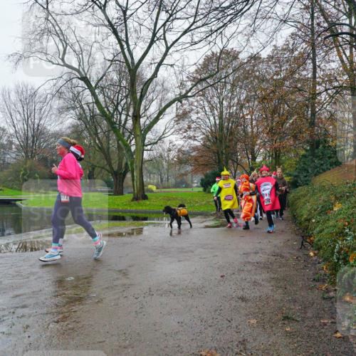 07.12.2025 - St. Pauli X-Mass-Run No. 15 Michael Burmester http://msf.ph/oto/9426249 07.12.2025 10:03:11 Laufen 3773, 879 meine-sportfotos.de