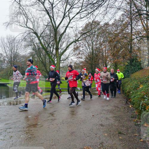 07.12.2025 - St. Pauli X-Mass-Run No. 15 Michael Burmester http://msf.ph/oto/9426256 07.12.2025 10:03:16 Laufen 4293, 4286, 3497, 49 meine-sportfotos.de