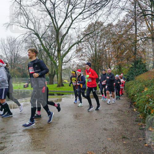 07.12.2025 - St. Pauli X-Mass-Run No. 15 Michael Burmester http://msf.ph/oto/9426272 07.12.2025 10:03:27 Laufen 4122, 147 meine-sportfotos.de