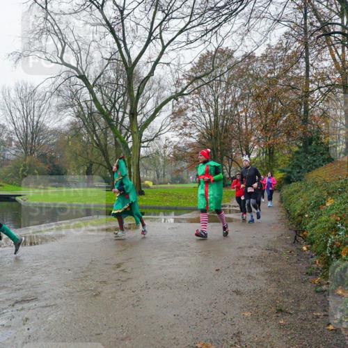 07.12.2025 - St. Pauli X-Mass-Run No. 15 Michael Burmester http://msf.ph/oto/9426300 07.12.2025 10:03:49 Laufen  meine-sportfotos.de