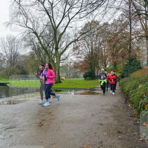 07.12.2025 - St. Pauli X-Mass-Run No. 15 Michael Burmester http://msf.ph/oto/9426304 07.12.2025 10:03:54 Laufen 411, 428 meine-sportfotos.de