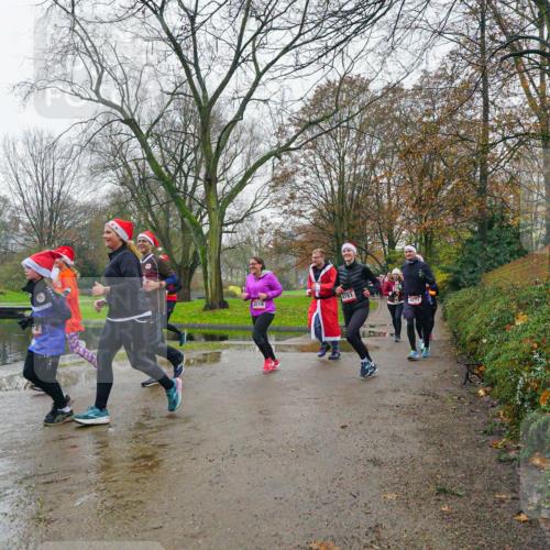 07.12.2025 - St. Pauli X-Mass-Run No. 15 Michael Burmester http://msf.ph/oto/9426337 07.12.2025 10:04:19 Laufen 4516, 4781, 4771 meine-sportfotos.de