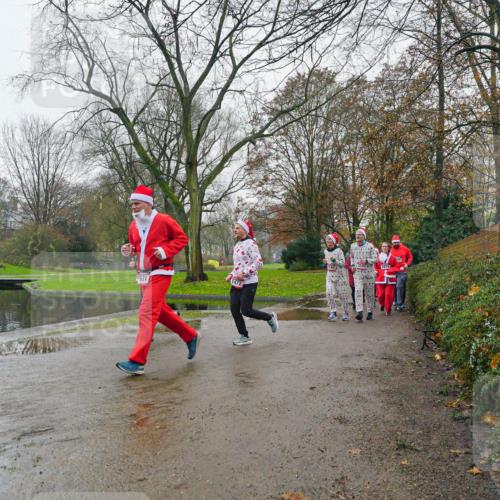 07.12.2025 - St. Pauli X-Mass-Run No. 15 Michael Burmester http://msf.ph/oto/9426346 07.12.2025 10:04:30 Laufen 1472, 1631 meine-sportfotos.de