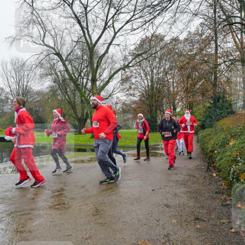 07.12.2025 - St. Pauli X-Mass-Run No. 15 Michael Burmester http://msf.ph/oto/9426349 07.12.2025 10:04:34 Laufen 1586, 3962, 2149 meine-sportfotos.de