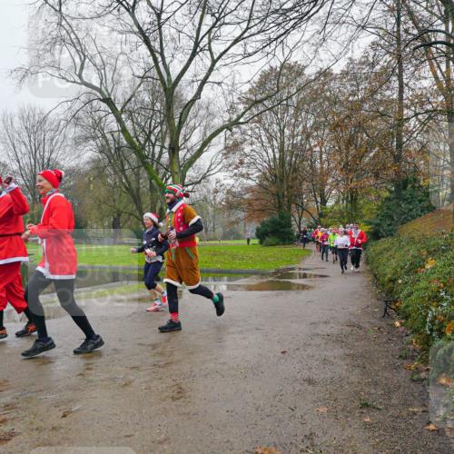 07.12.2025 - St. Pauli X-Mass-Run No. 15 Michael Burmester http://msf.ph/oto/9426403 07.12.2025 10:05:42 Laufen  meine-sportfotos.de