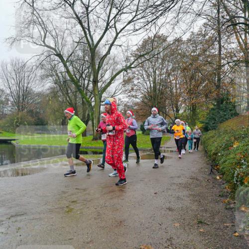 07.12.2025 - St. Pauli X-Mass-Run No. 15 Michael Burmester http://msf.ph/oto/9426407 07.12.2025 10:05:51 Laufen 45, 507 meine-sportfotos.de