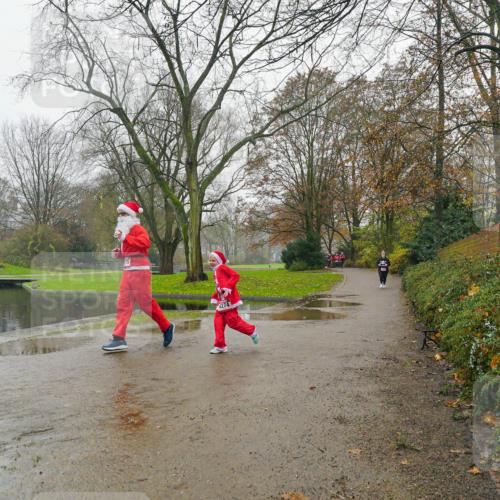 07.12.2025 - St. Pauli X-Mass-Run No. 15 Michael Burmester http://msf.ph/oto/9426456 07.12.2025 10:06:53 Laufen 4274 meine-sportfotos.de