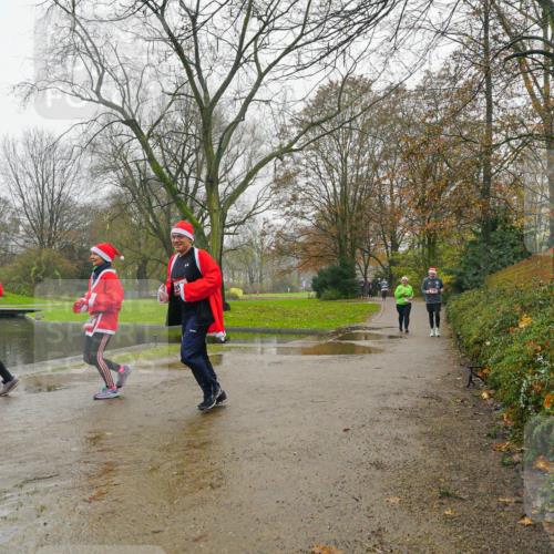 07.12.2025 - St. Pauli X-Mass-Run No. 15 Michael Burmester http://msf.ph/oto/9426459 07.12.2025 10:07:15 Laufen  meine-sportfotos.de