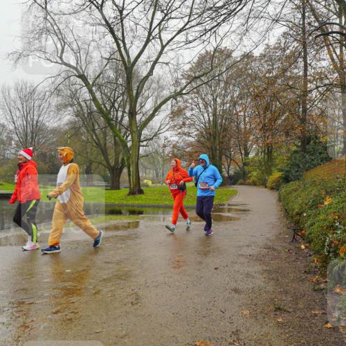 07.12.2025 - St. Pauli X-Mass-Run No. 15 Michael Burmester http://msf.ph/oto/9426480 07.12.2025 10:09:32 Laufen 2621 meine-sportfotos.de
