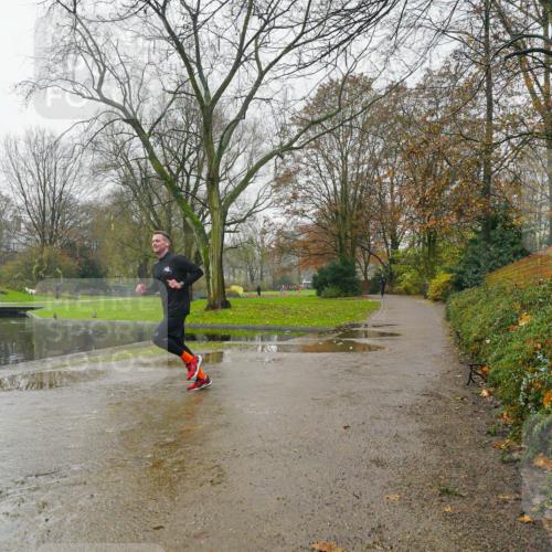 07.12.2025 - St. Pauli X-Mass-Run No. 15 Michael Burmester http://msf.ph/oto/9426516 07.12.2025 10:17:52 Laufen  meine-sportfotos.de