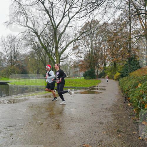 07.12.2025 - St. Pauli X-Mass-Run No. 15 Michael Burmester http://msf.ph/oto/9426532 07.12.2025 10:19:13 Laufen  meine-sportfotos.de
