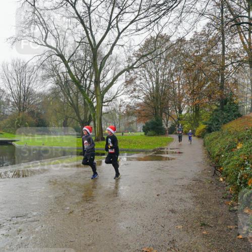07.12.2025 - St. Pauli X-Mass-Run No. 15 Michael Burmester http://msf.ph/oto/9426537 07.12.2025 10:19:40 Laufen 999 meine-sportfotos.de