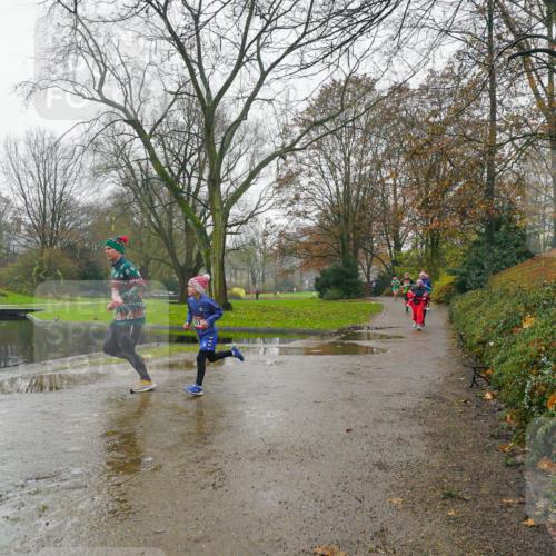 07.12.2025 - St. Pauli X-Mass-Run No. 15 Michael Burmester http://msf.ph/oto/9426538 07.12.2025 10:19:46 Laufen  meine-sportfotos.de