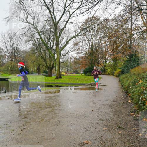07.12.2025 - St. Pauli X-Mass-Run No. 15 Michael Burmester http://msf.ph/oto/9426553 07.12.2025 10:37:28 Laufen  meine-sportfotos.de