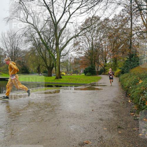 07.12.2025 - St. Pauli X-Mass-Run No. 15 Michael Burmester http://msf.ph/oto/9426560 07.12.2025 10:37:54 Laufen  meine-sportfotos.de