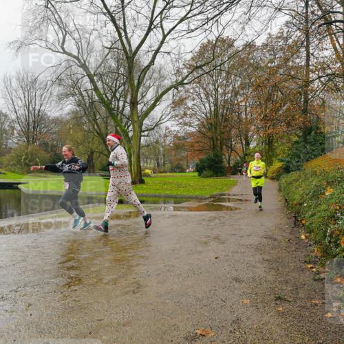 07.12.2025 - St. Pauli X-Mass-Run No. 15 Michael Burmester http://msf.ph/oto/9426579 07.12.2025 10:40:05 Laufen  meine-sportfotos.de