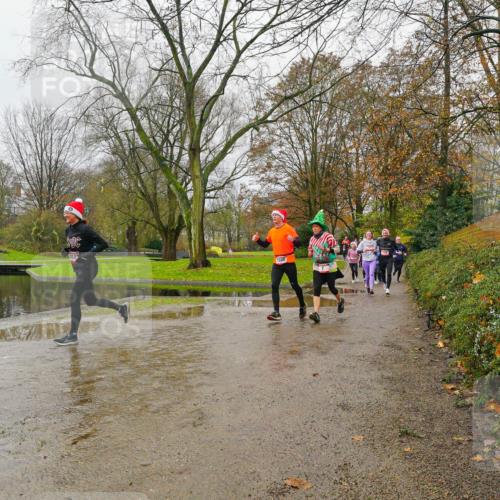 07.12.2025 - St. Pauli X-Mass-Run No. 15 Michael Burmester http://msf.ph/oto/9426590 07.12.2025 10:40:53 Laufen  meine-sportfotos.de