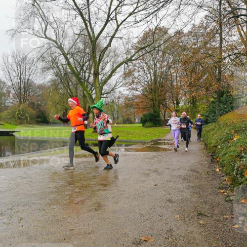 07.12.2025 - St. Pauli X-Mass-Run No. 15 Michael Burmester http://msf.ph/oto/9426591 07.12.2025 10:40:54 Laufen  meine-sportfotos.de