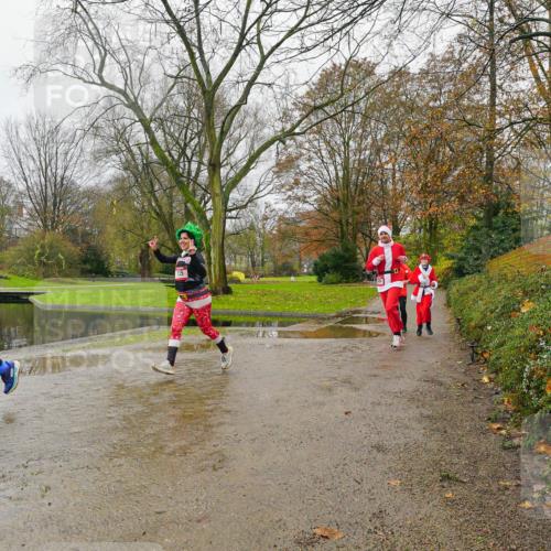 07.12.2025 - St. Pauli X-Mass-Run No. 15 Michael Burmester http://msf.ph/oto/9426599 07.12.2025 10:41:04 Laufen  meine-sportfotos.de