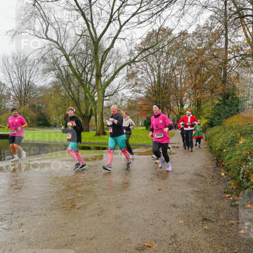 07.12.2025 - St. Pauli X-Mass-Run No. 15 Michael Burmester http://msf.ph/oto/9426643 07.12.2025 10:42:25 Laufen 3999 meine-sportfotos.de