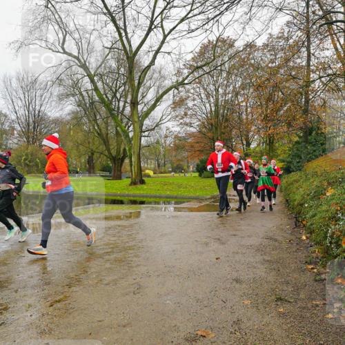 07.12.2025 - St. Pauli X-Mass-Run No. 15 Michael Burmester http://msf.ph/oto/9426645 07.12.2025 10:42:27 Laufen 1854 meine-sportfotos.de