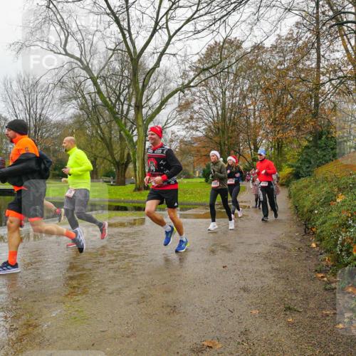 07.12.2025 - St. Pauli X-Mass-Run No. 15 Michael Burmester http://msf.ph/oto/9426670 07.12.2025 10:42:57 Laufen  meine-sportfotos.de
