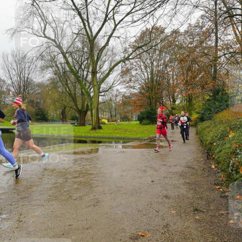 07.12.2025 - St. Pauli X-Mass-Run No. 15 Michael Burmester http://msf.ph/oto/9426686 07.12.2025 10:43:24 Laufen  meine-sportfotos.de
