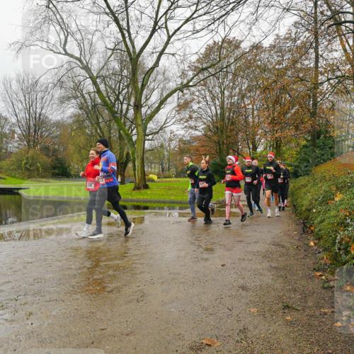 07.12.2025 - St. Pauli X-Mass-Run No. 15 Michael Burmester http://msf.ph/oto/9426696 07.12.2025 10:43:42 Laufen 4571, 58 meine-sportfotos.de