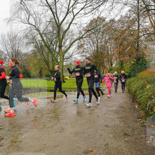 07.12.2025 - St. Pauli X-Mass-Run No. 15 Michael Burmester http://msf.ph/oto/9426702 07.12.2025 10:43:47 Laufen 4577, 4573, 4574, 1584 meine-sportfotos.de
