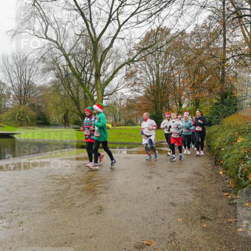 07.12.2025 - St. Pauli X-Mass-Run No. 15 Michael Burmester http://msf.ph/oto/9426715 07.12.2025 10:44:06 Laufen 1626 meine-sportfotos.de