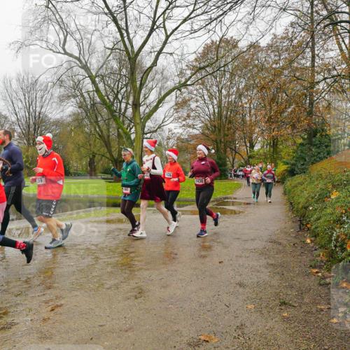 07.12.2025 - St. Pauli X-Mass-Run No. 15 Michael Burmester http://msf.ph/oto/9426727 07.12.2025 10:44:17 Laufen 359, 190, 1429, 1430 meine-sportfotos.de