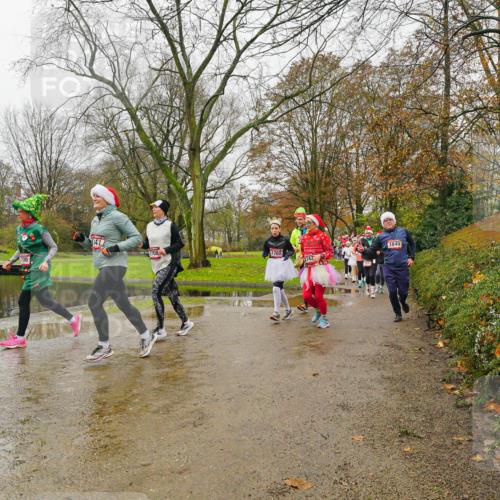 07.12.2025 - St. Pauli X-Mass-Run No. 15 Michael Burmester http://msf.ph/oto/9426737 07.12.2025 10:44:37 Laufen 106, 41, 1707, 1840 meine-sportfotos.de