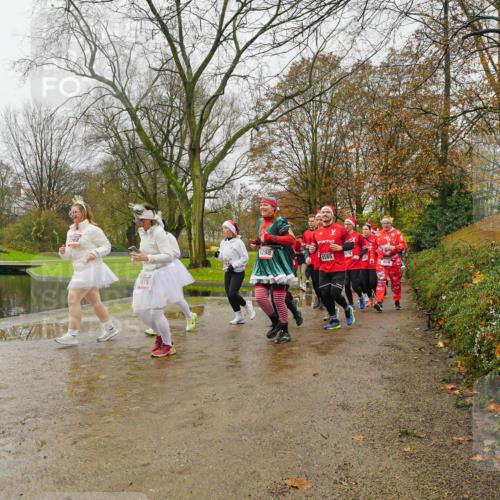 07.12.2025 - St. Pauli X-Mass-Run No. 15 Michael Burmester http://msf.ph/oto/9426747 07.12.2025 10:44:44 Laufen 1568, 1619, 1298, 4585, 579 meine-sportfotos.de