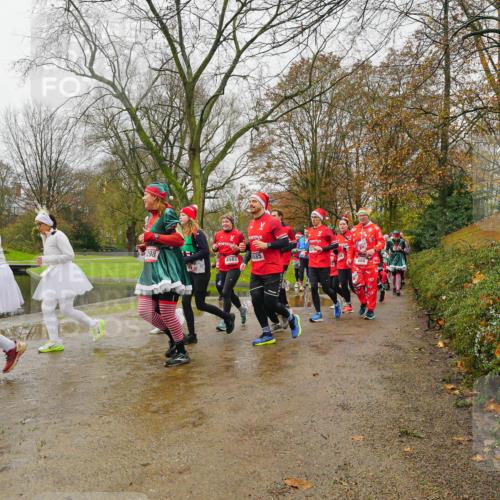 07.12.2025 - St. Pauli X-Mass-Run No. 15 Michael Burmester http://msf.ph/oto/9426748 07.12.2025 10:44:45 Laufen 298, 4583, 585 meine-sportfotos.de