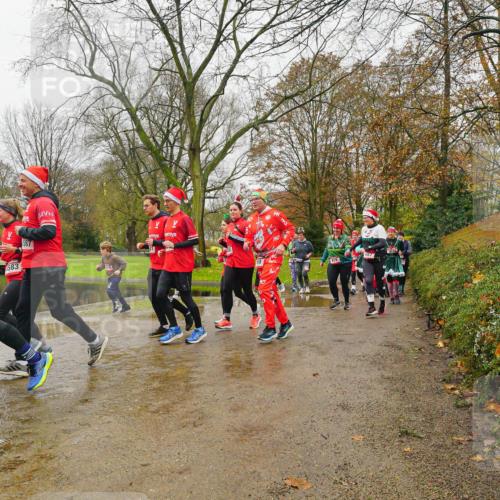 07.12.2025 - St. Pauli X-Mass-Run No. 15 Michael Burmester http://msf.ph/oto/9426750 07.12.2025 10:44:46 Laufen 583 meine-sportfotos.de