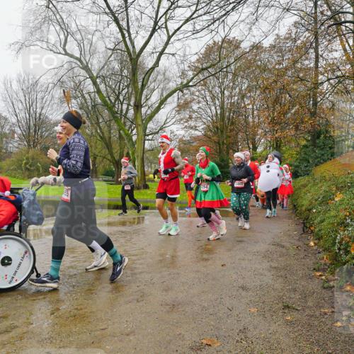 07.12.2025 - St. Pauli X-Mass-Run No. 15 Michael Burmester http://msf.ph/oto/9426756 07.12.2025 10:44:51 Laufen 9 meine-sportfotos.de