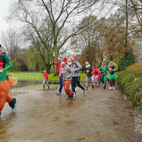 07.12.2025 - St. Pauli X-Mass-Run No. 15 Michael Burmester http://msf.ph/oto/9426764 07.12.2025 10:44:57 Laufen 1382, 531, 3151 meine-sportfotos.de