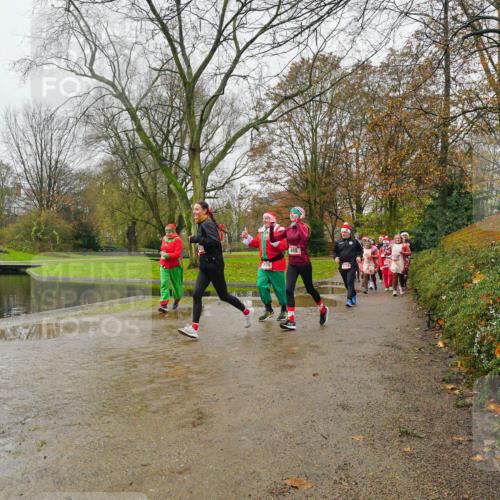 07.12.2025 - St. Pauli X-Mass-Run No. 15 Michael Burmester http://msf.ph/oto/9426783 07.12.2025 10:45:21 Laufen 776, 688 meine-sportfotos.de