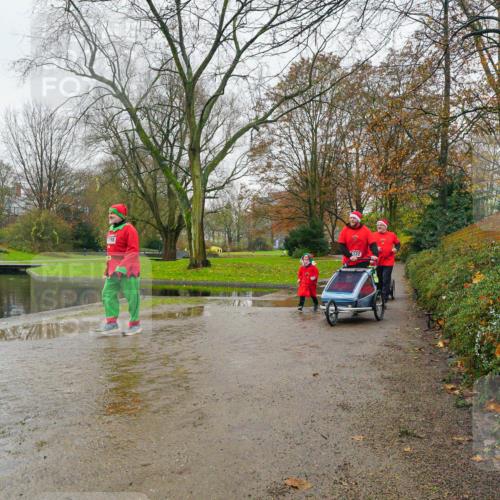 07.12.2025 - St. Pauli X-Mass-Run No. 15 Michael Burmester http://msf.ph/oto/9426866 07.12.2025 10:48:09 Laufen 122 meine-sportfotos.de