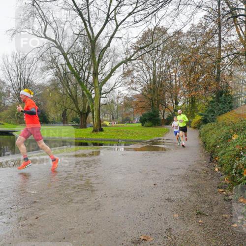 07.12.2025 - St. Pauli X-Mass-Run No. 15 Michael Burmester http://msf.ph/oto/9426898 07.12.2025 10:57:21 Laufen  meine-sportfotos.de