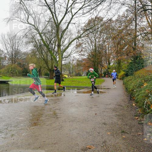 07.12.2025 - St. Pauli X-Mass-Run No. 15 Michael Burmester http://msf.ph/oto/9426914 07.12.2025 10:59:52 Laufen 1348 meine-sportfotos.de